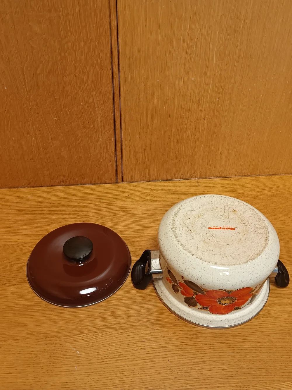 Enamel Stock Pot with Floral Design - Orange & Brown